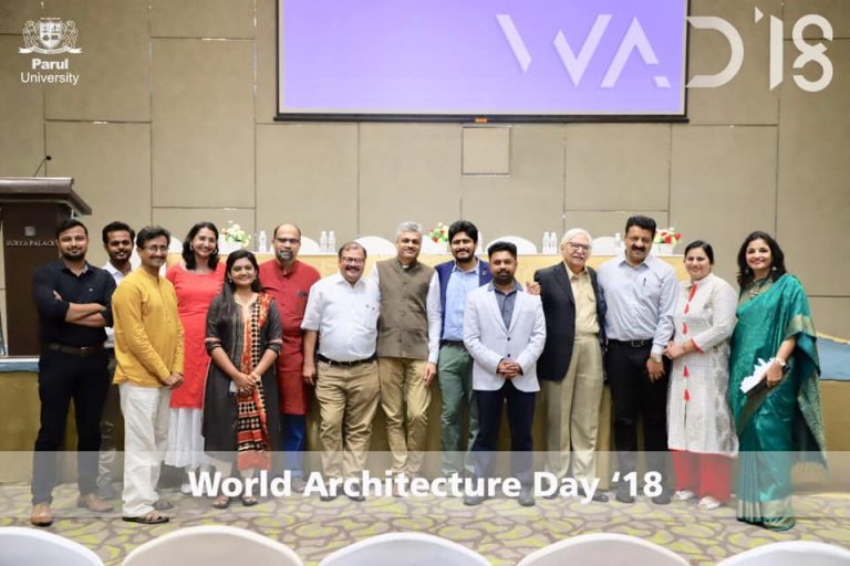 Smart Knowledge on Smart City on World Architecture Day