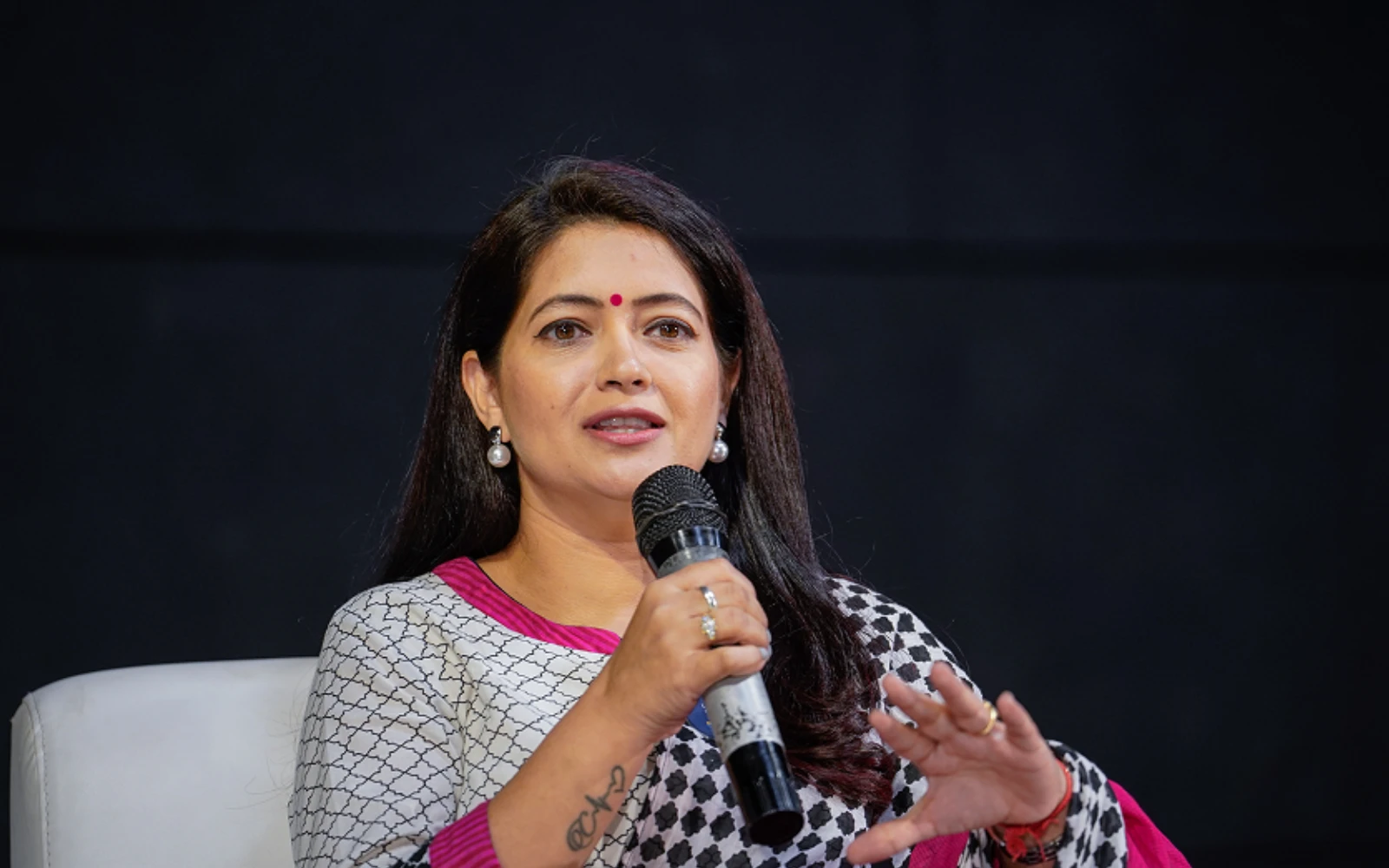 Ms. Neeru Zinzuwadia Adesara