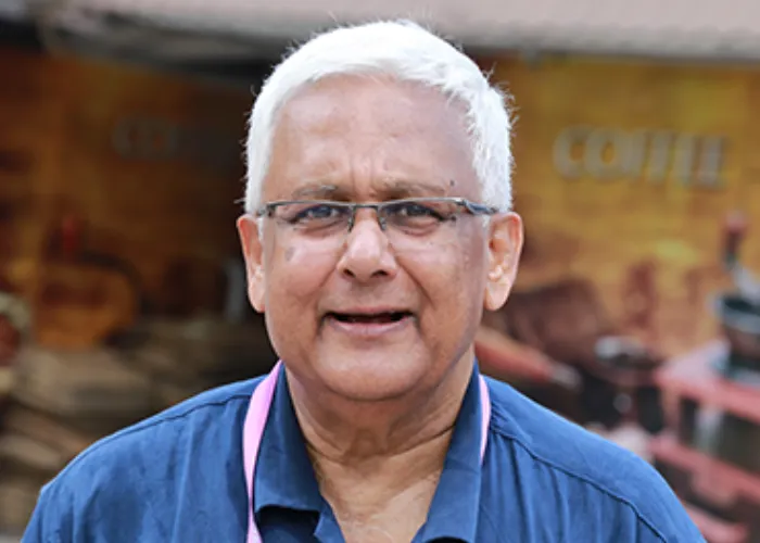 Padmashree Prof. Dr. Dipankar Chaterjee