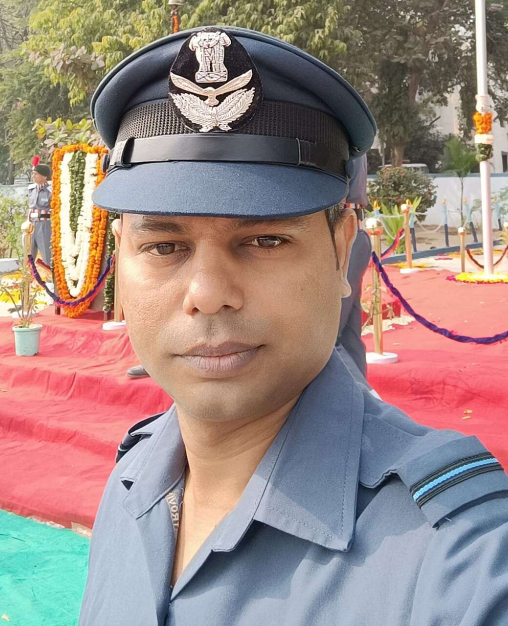 Mr. VISHAL LALLUBHAI MAKVANA