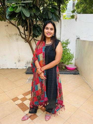 Mrs. Vishva Rishi Gandhi