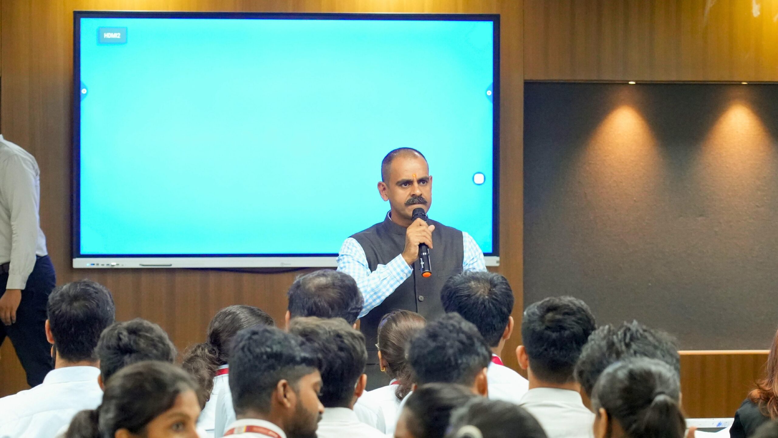 Academic support cells