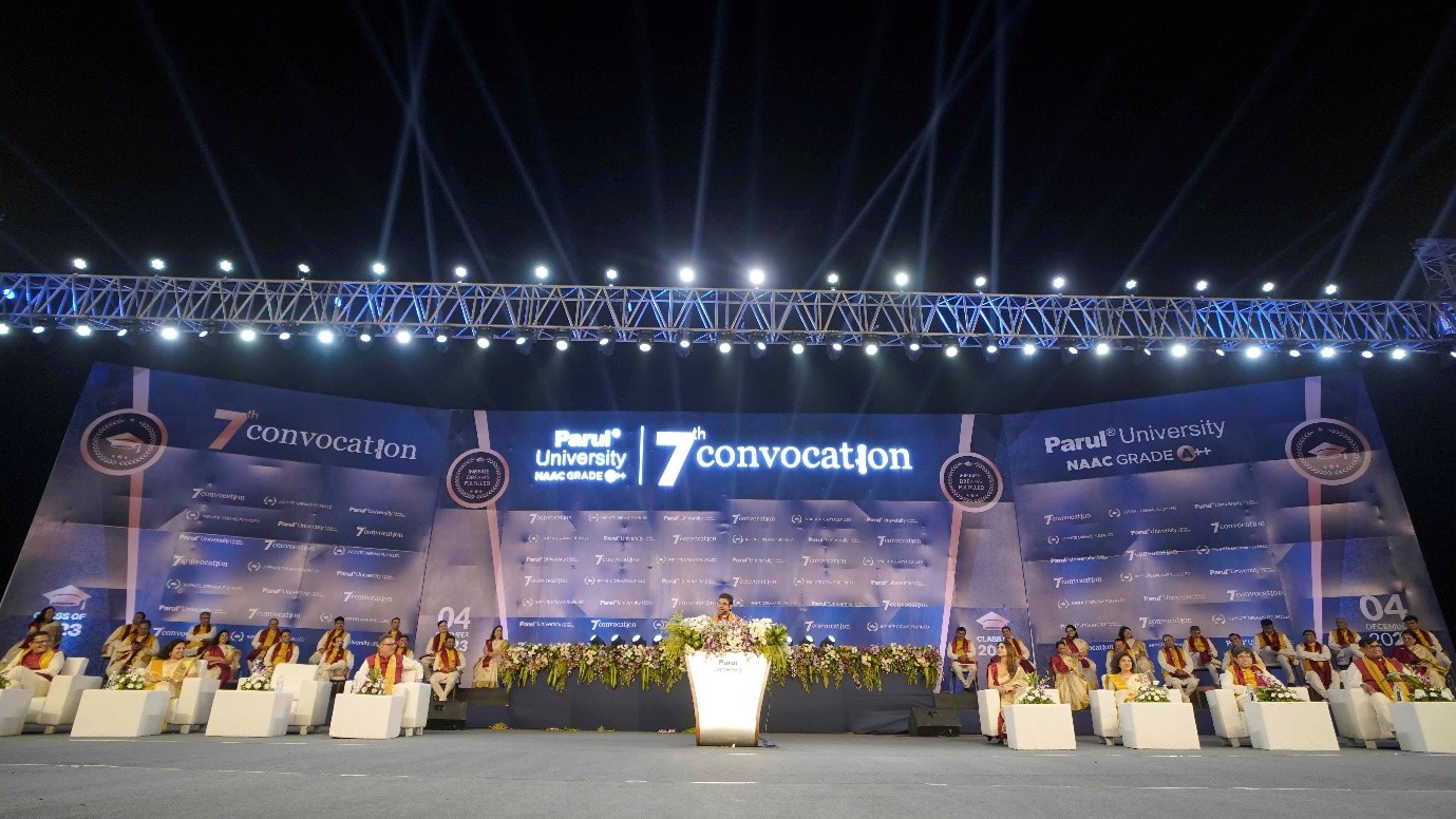 7th Annual Convocation Marks the Commencement of Careers for 9,980 Graduates with Boman Irani & Vaani Kapoor as Guests