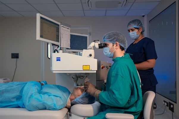 PU Vision Laser Centre Sets a New Benchmark in Eye Care with Advanced ICL Surgery
